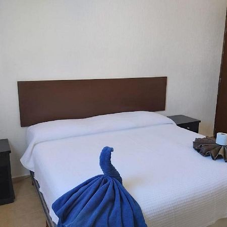 Hotel Villa Fontana Chetumal Extérieur photo