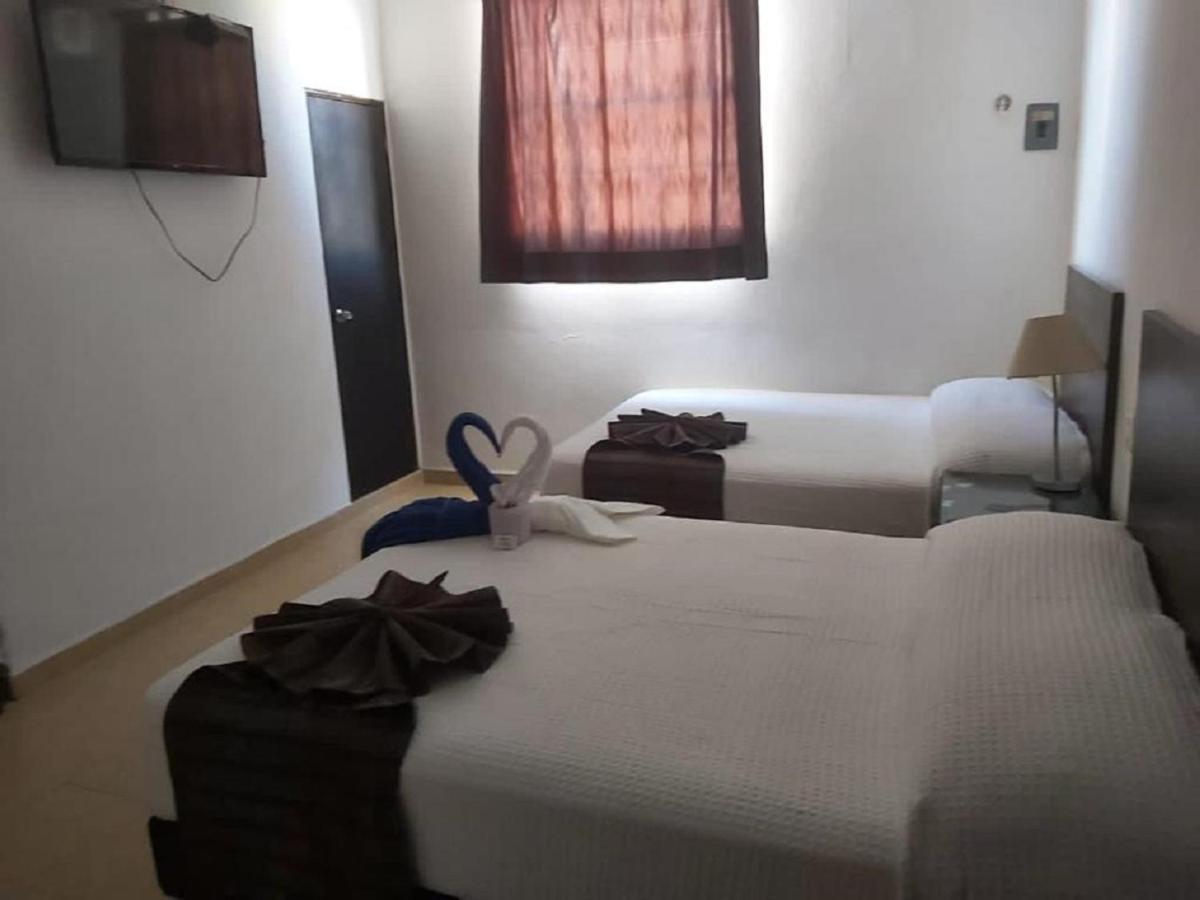 Hotel Villa Fontana Chetumal Extérieur photo