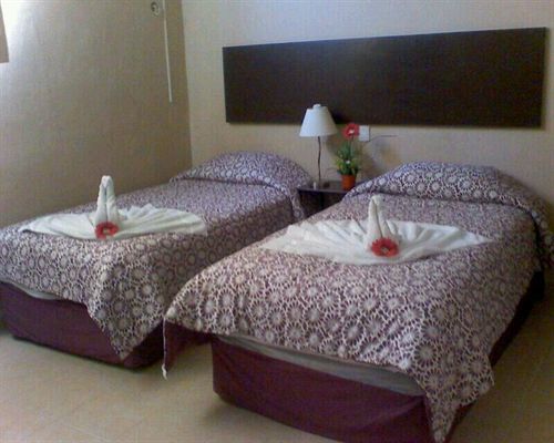 Hotel Villa Fontana Chetumal Extérieur photo