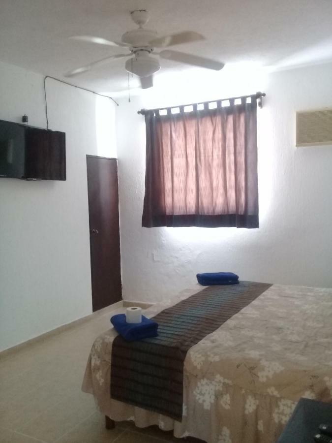 Hotel Villa Fontana Chetumal Extérieur photo