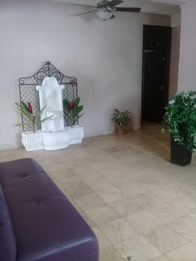 Hotel Villa Fontana Chetumal Extérieur photo